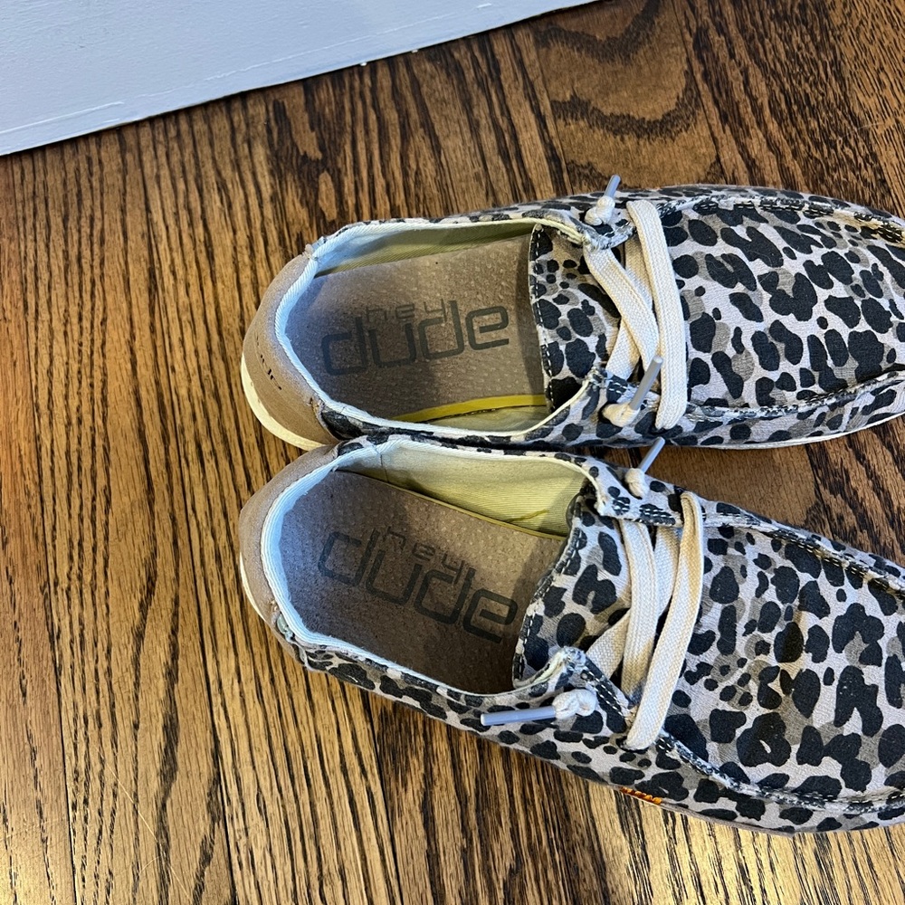 Hey Dude - Leopard - image 5